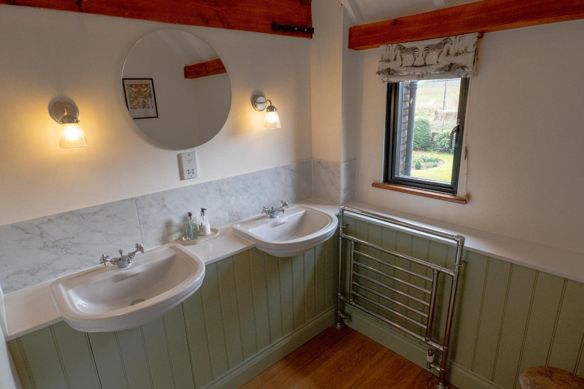 North Downs Barn Bed & Breakfast Rochester  Dış mekan fotoğraf